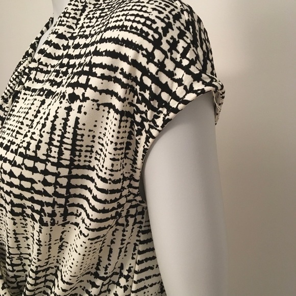 H&M Top - Picture 4 of 7